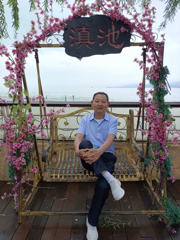 奋斗的第二张照片--宿州闪婚服务中心